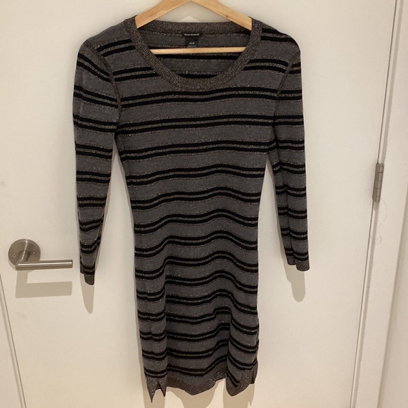 Club Monaco glittery bodycon dress - Picture 2 of 3